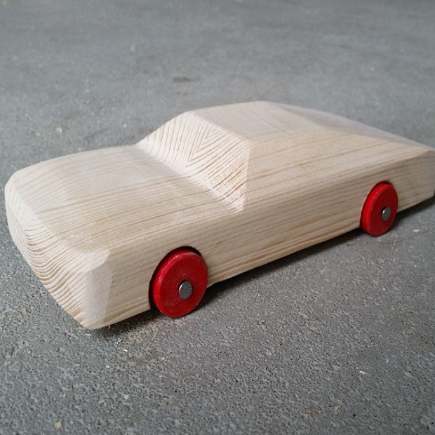 how to make a toy car